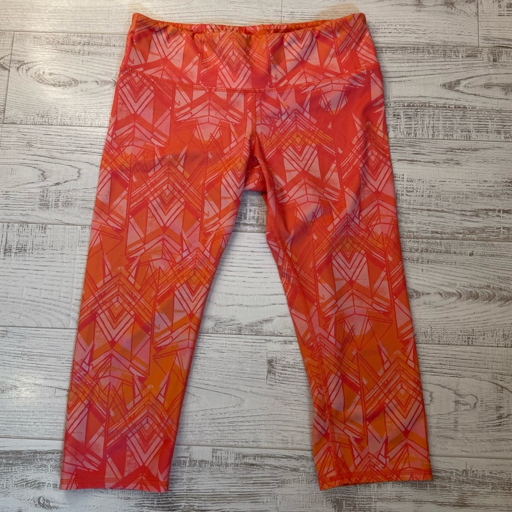 Alo Yoga Geometric Patterned Cropped Yoga Leggings